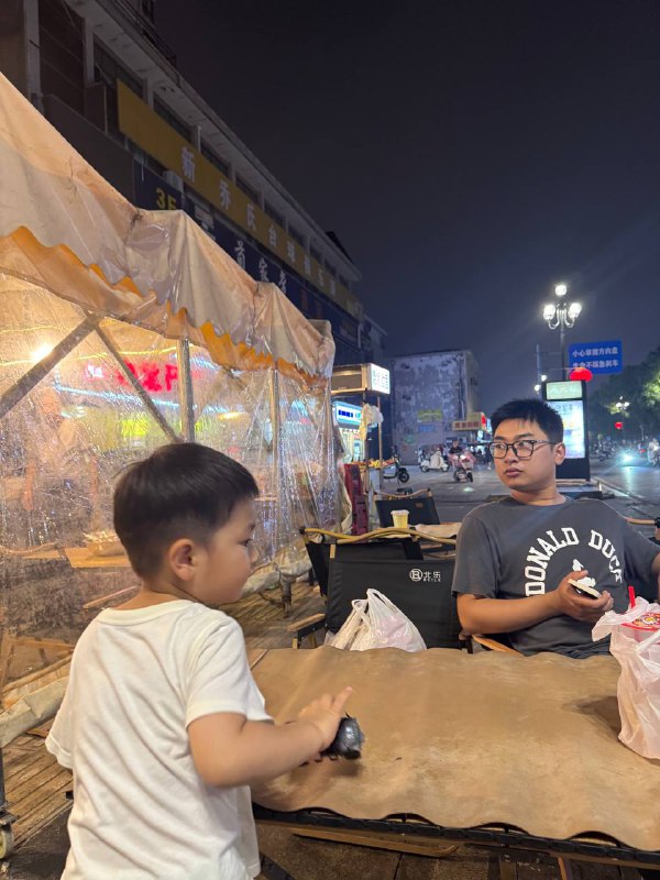在建湖撸串喝雪王在建湖撸串喝雪王