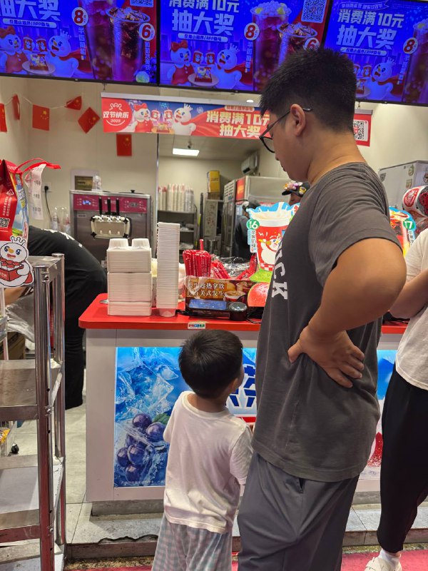 在建湖撸串喝雪王在建湖撸串喝雪王